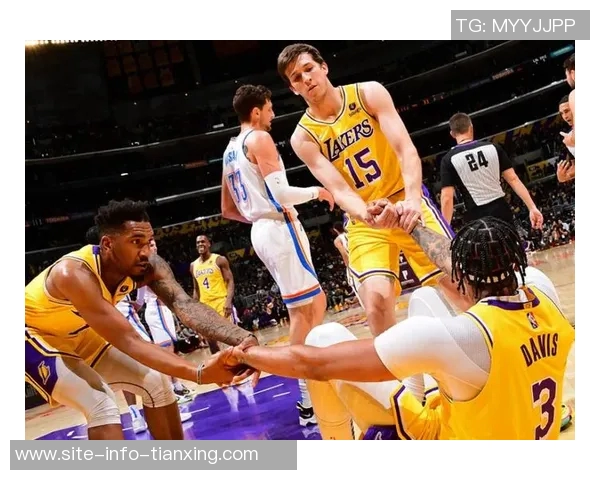 浓眉出战24分钟表现平平12分4板1助正负值惨淡24 浓眉出战24分钟表现平平12分4板1助正负值惨淡24